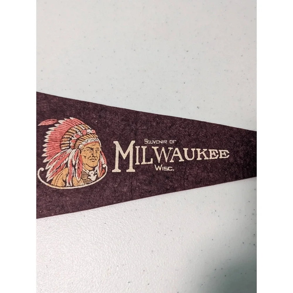 Souvenir Of Milwaukee Felt Pennant 12